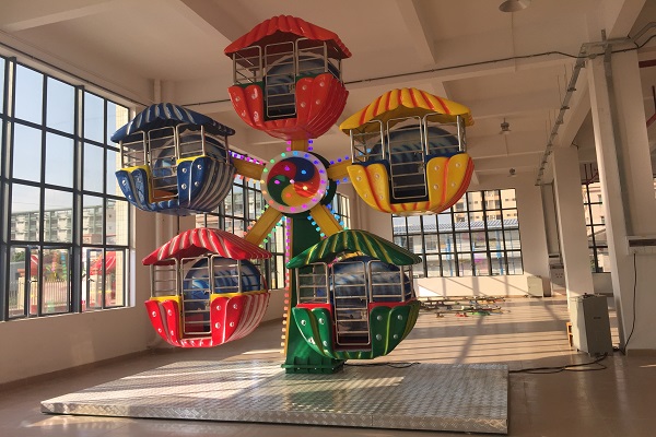 Double small Ferris wheels at factory price in 2025