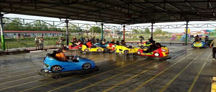 floor net bumper car ride