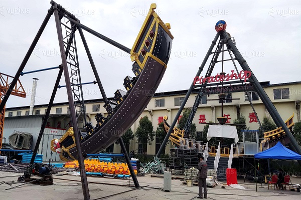 customized pirate ship ride