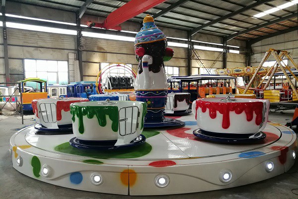 36 sitplek koffie koppie rit vir pretpark