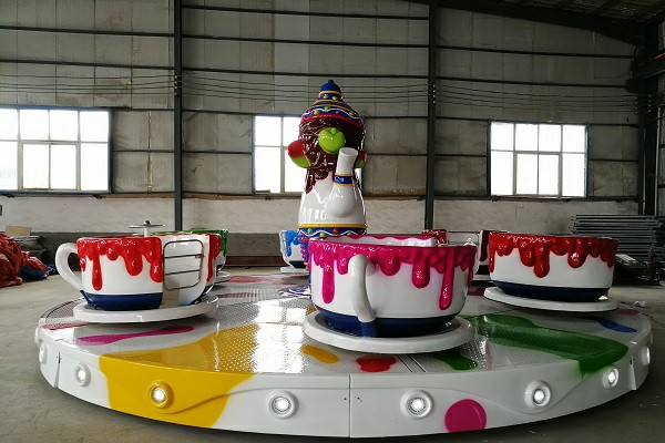 36 sitplekke binnenshuise tee koppie rit vir winkelsentrum