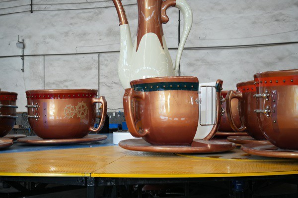36 sitplekke Tea Cup Carnival Ride te koop